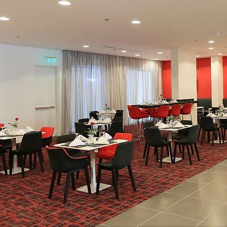 Ramada Encore Al Khobar Olaya Exterior photo
