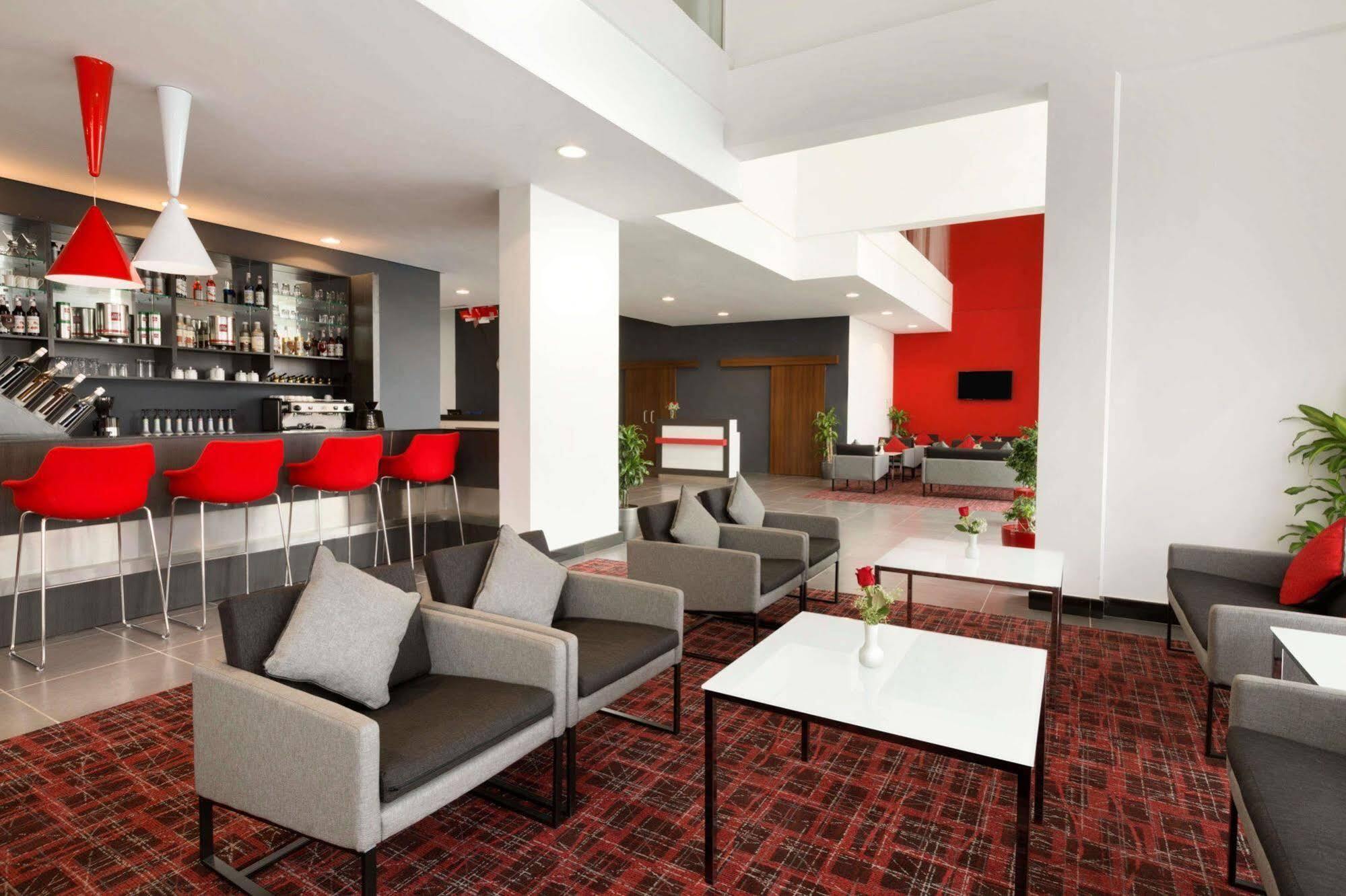 Ramada Encore Al Khobar Olaya Exterior photo