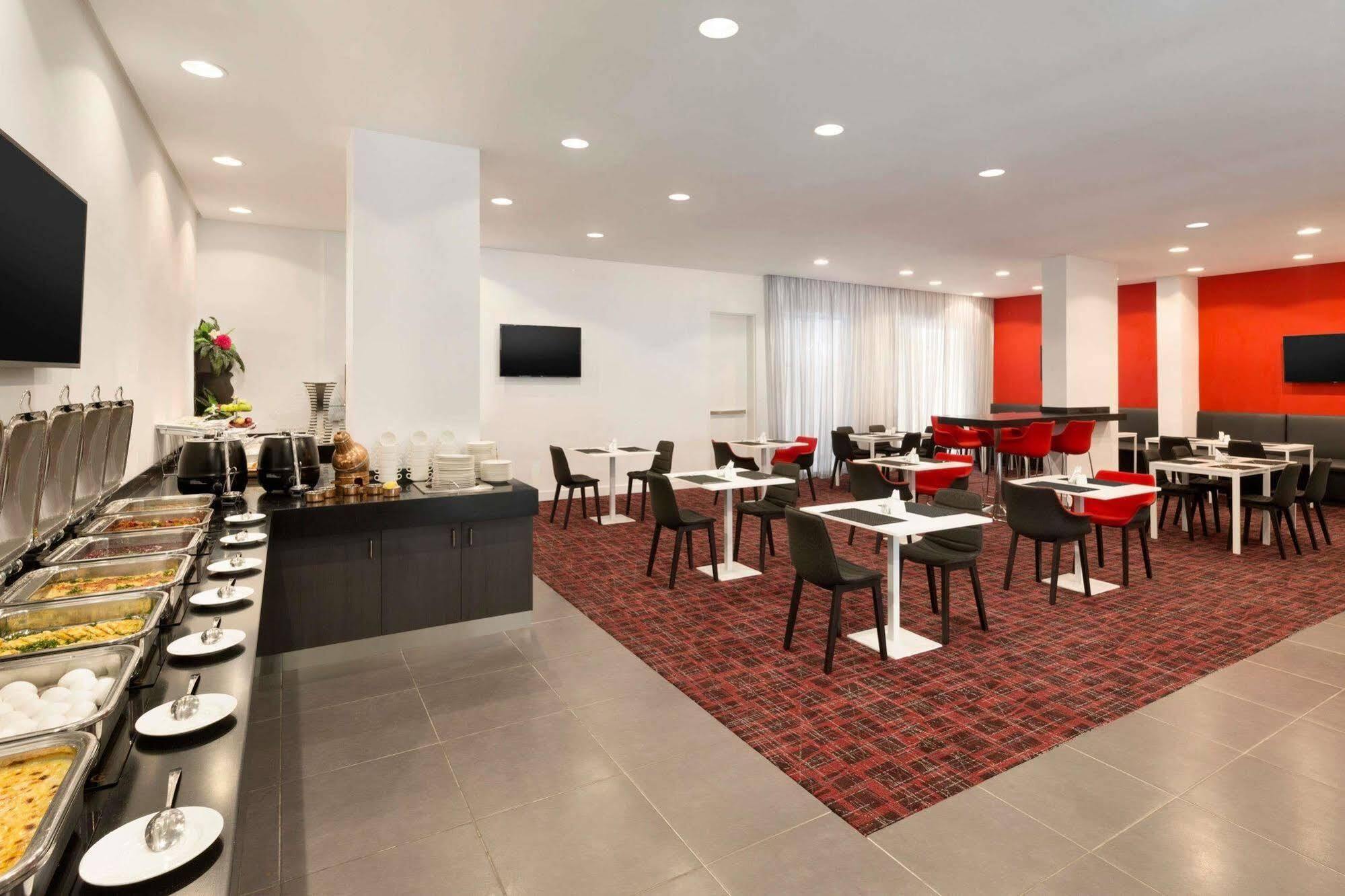 Ramada Encore Al Khobar Olaya Exterior photo